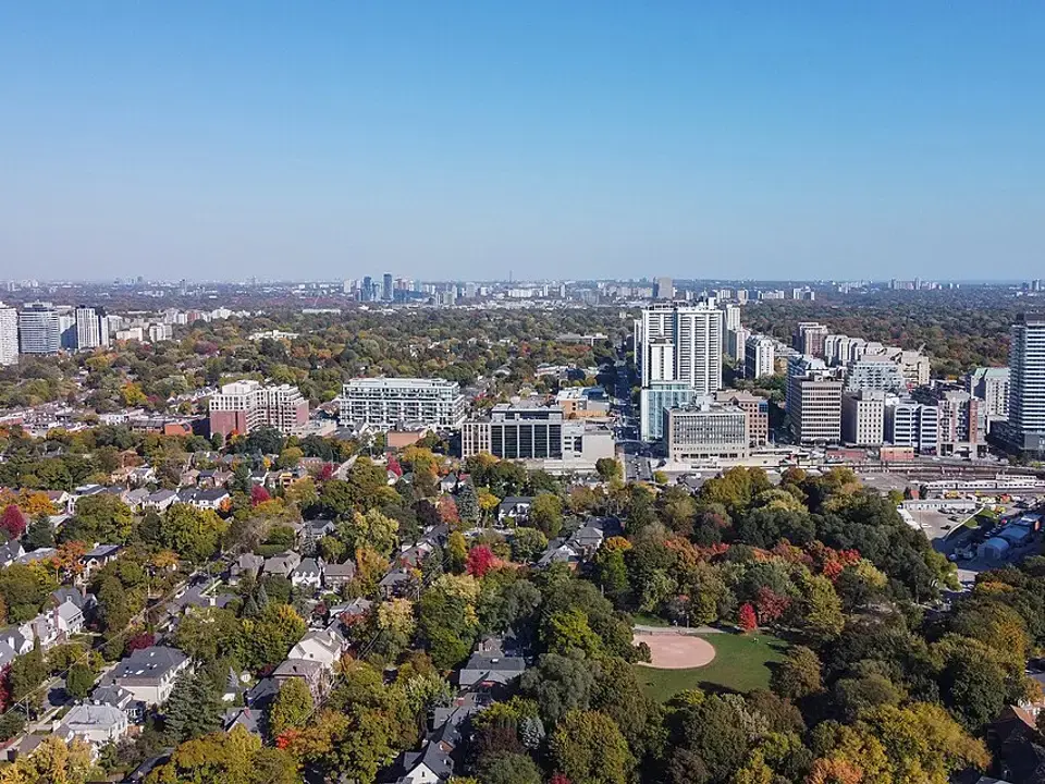Davisville Village neighbourhood in Toronto