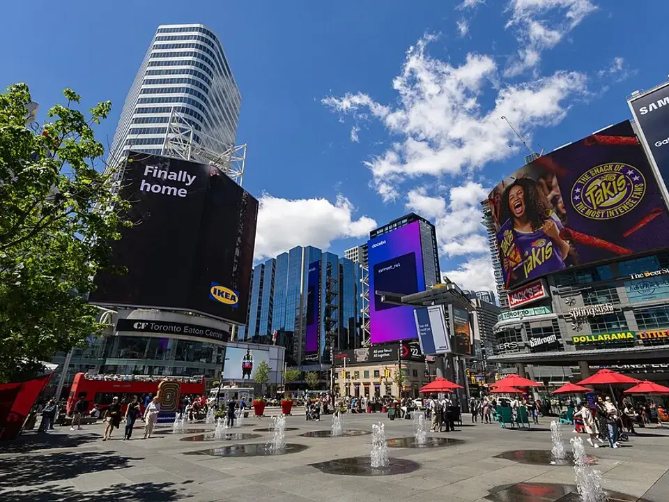 Yonge–Dundas Square neighbourhood in Toronto
